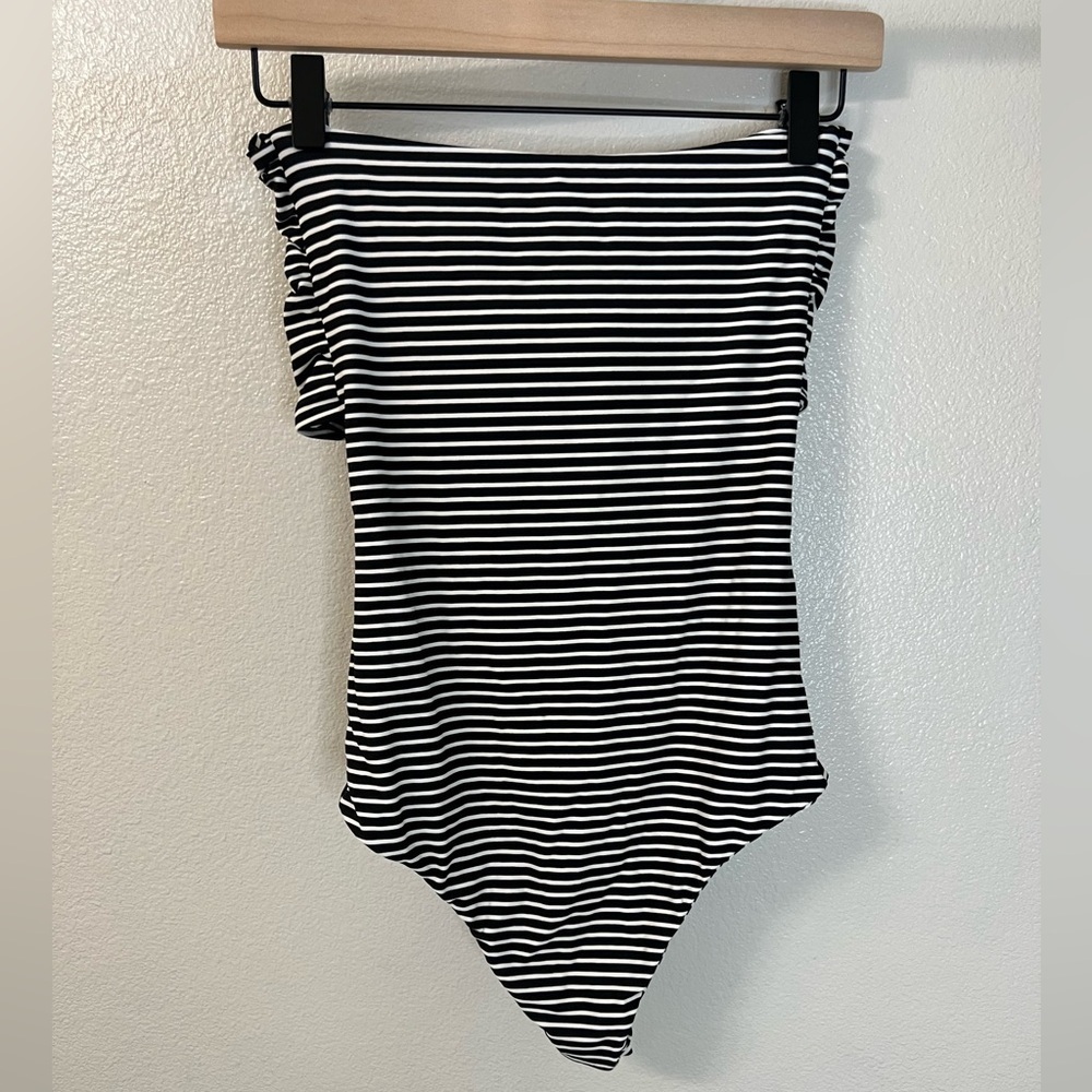Mikoh L56358 Womens Black White Striped Lana One Piece Swimsuit Size Medium - Picture 5 of 7